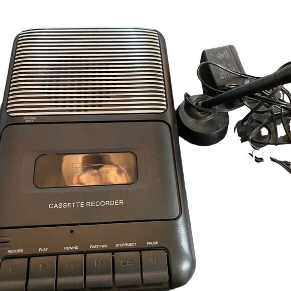 Onn cassette recorder built in speaker mic and sealed cassette. Box included - Picture 7 of 8